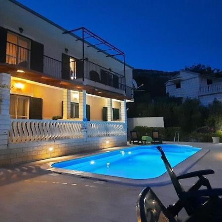 Apartments Suho Komiža المظهر الخارجي الصورة