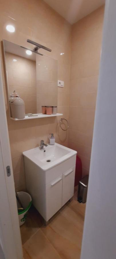 Apartments Suho Komiža المظهر الخارجي الصورة