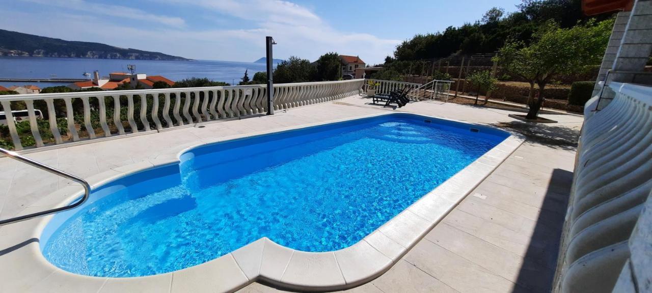 Apartments Suho Komiža المظهر الخارجي الصورة