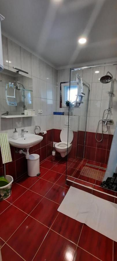 Apartments Suho Komiža المظهر الخارجي الصورة