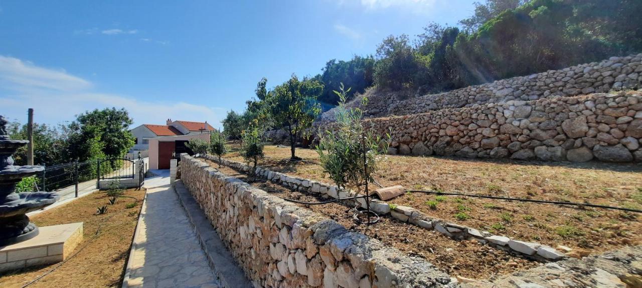 Apartments Suho Komiža المظهر الخارجي الصورة